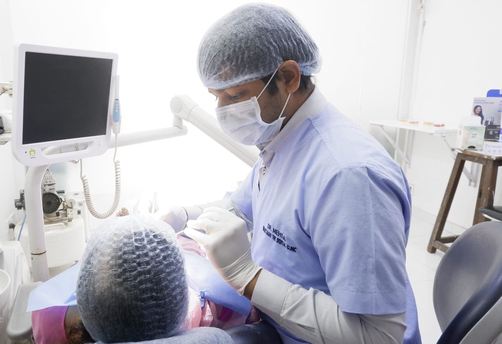 Dental clinic in Parel, Mumbai providing advanced dental treatment